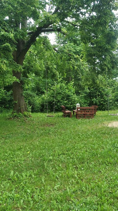 Apartament W Domu Na Wsi Tomaszow Lubelski Luaran gambar
