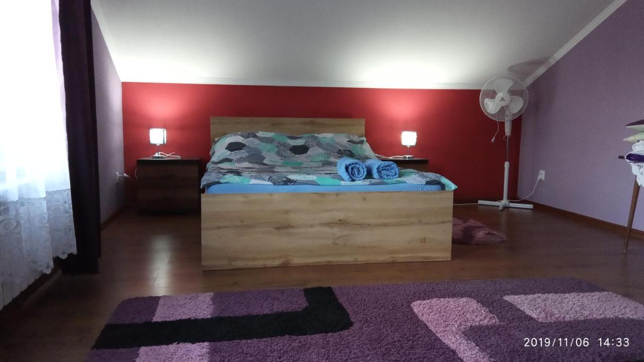 Apartament W Domu Na Wsi Tomaszow Lubelski Luaran gambar