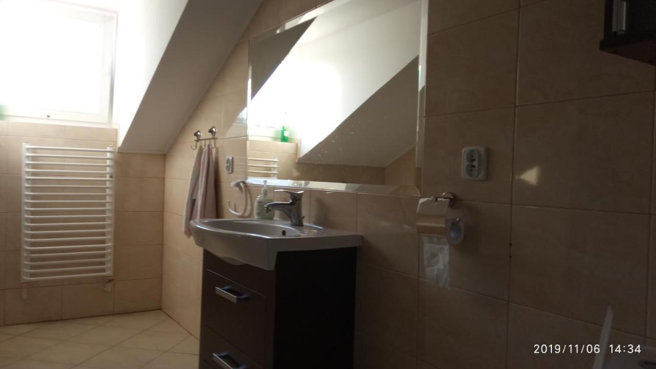 Apartament W Domu Na Wsi Tomaszow Lubelski Luaran gambar